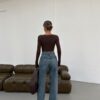 Mom Jeans mit hoher Taille und geradem Bein Damenmode Rückansicht